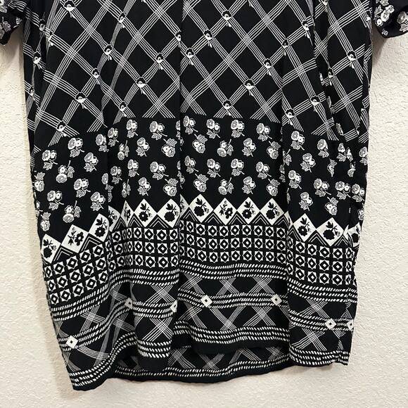 WHISTLES Crosshatch Print Luna Dress Black White Shift Mini V-Neck - Picture 5 of 10